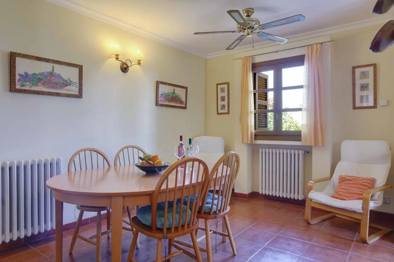 Can Cisco Villa Pollença 0*,  İspanya